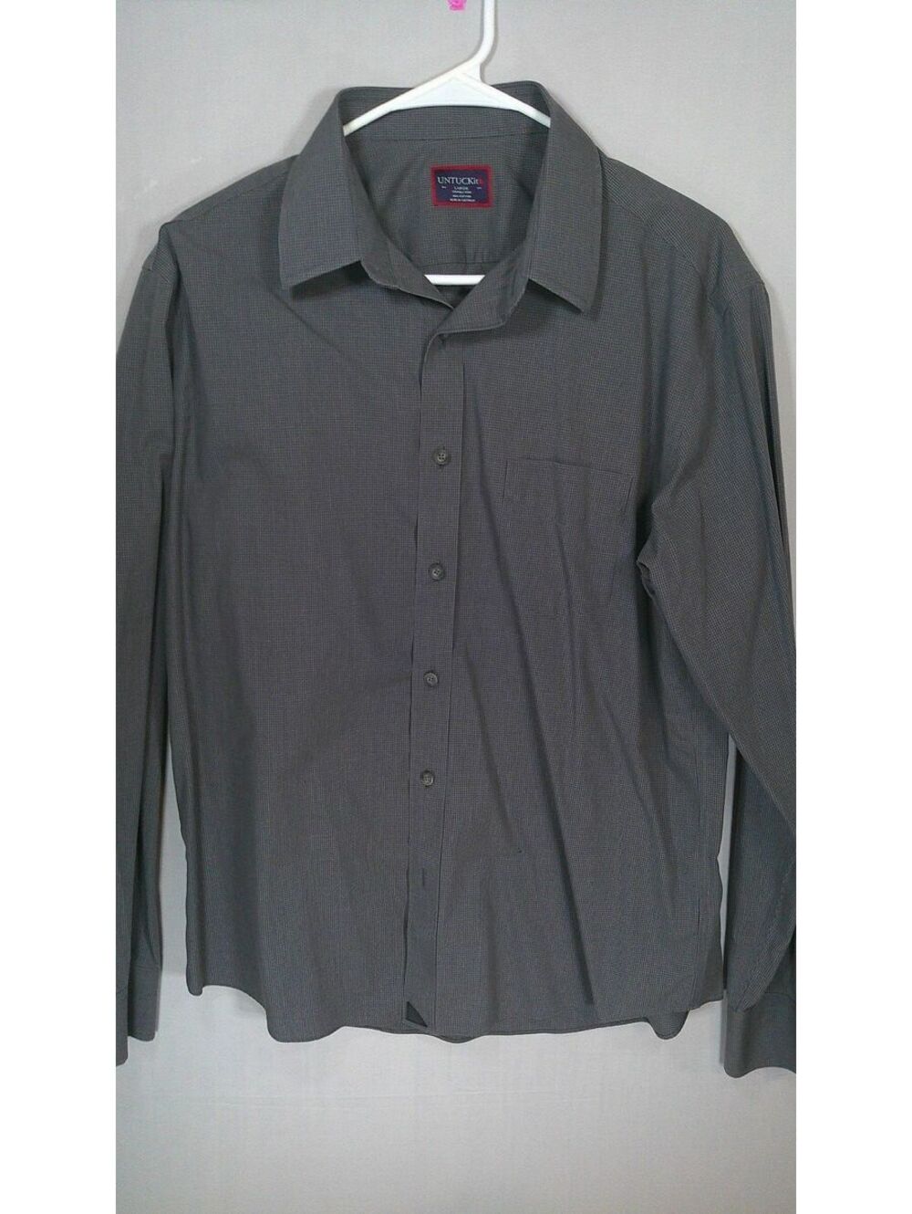 Untuckit Men’s Button-Up Shirt